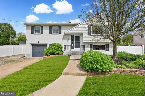 747 Hedy Ave, CHERRY HILL, NJ, 08002-1938 | Card Image