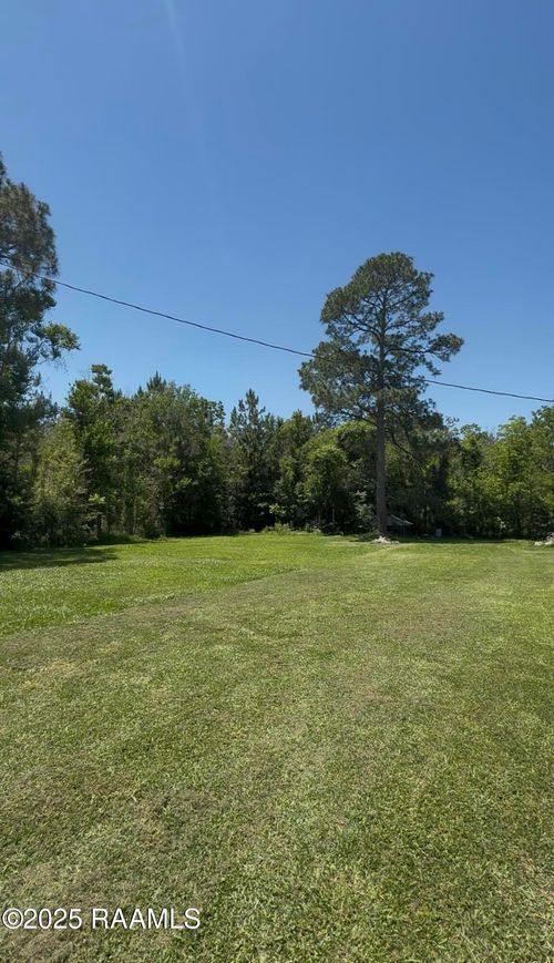 124 Shay Rd, Lafayette, LA, 70506-9760 | Card Image