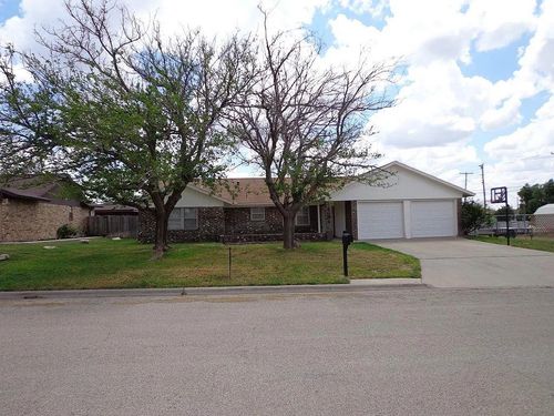 4004 Vicky St, Big Spring, TX, 79720-7020 | Card Image