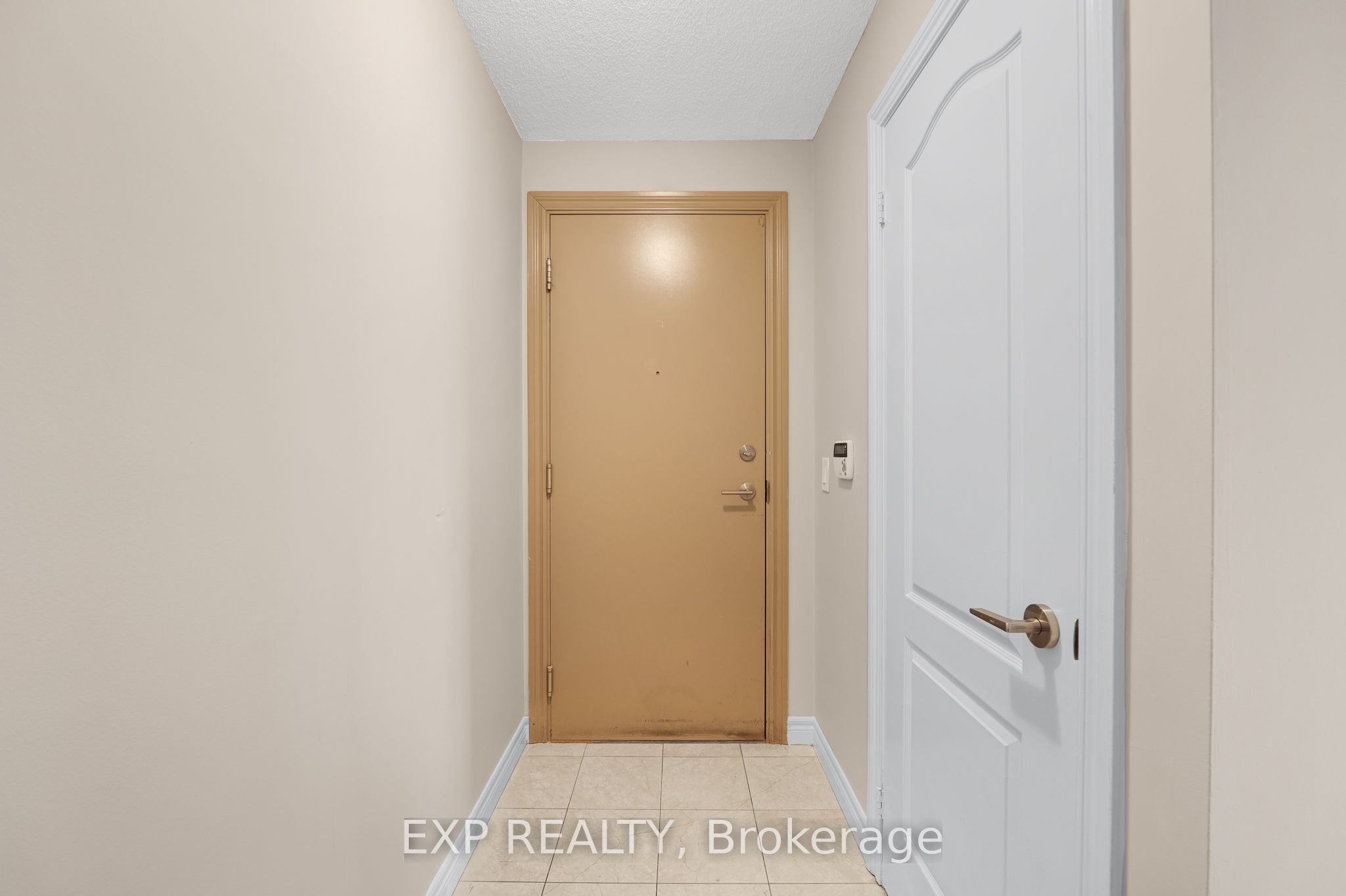 Residential in Toronto E09 4