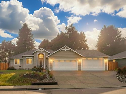 970 Hassett St, Brookings, OR, 97415-8262 | Card Image