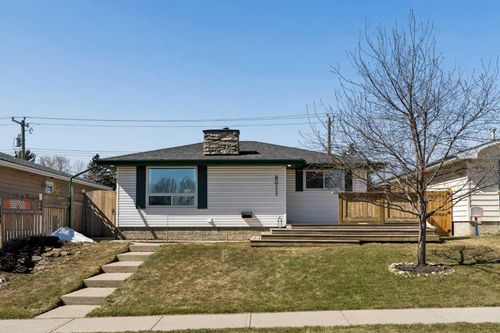 8011 Huntington St Ne, Calgary, AB, T2K5B8 | Card Image