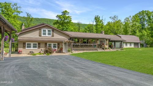 235 Quiet Hollow Rd, Hollidaysburg, PA, 16648-9180 | Card Image
