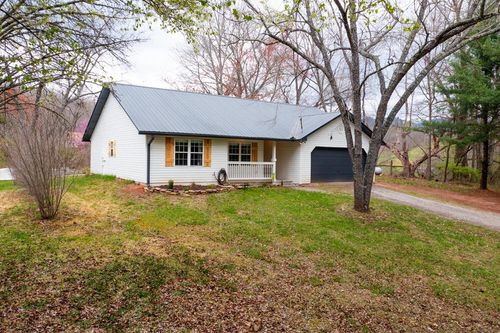 943 Chatuge Ln, Hayesville, NC, 28904-6320 | Card Image