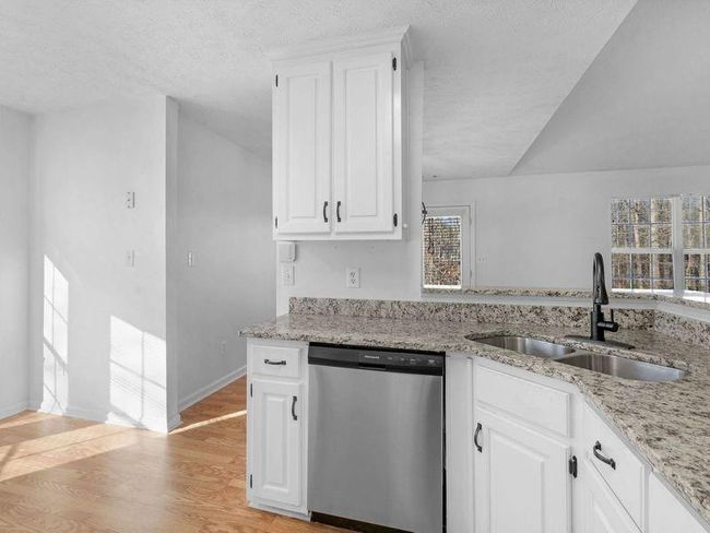 135 Kimbell Farm Dr, House other with 3 bedrooms, 2 bathrooms and 2 parking in Locust Grove GA | Image 14