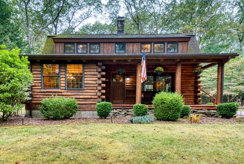 16 Ogden Lord Rd, Marlborough, CT, 06447-1528 | Card Image