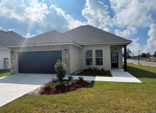 2165 Taylor Dr, Port Allen, LA, 70767-4180 | Card Image
