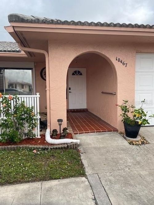 10467 Larchmont Place N, PINELLAS PARK, FL, 33782 | Card Image