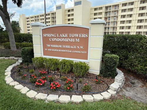 303-700 Mirror Ter Nw, WINTER HAVEN, FL, 33881-2386 | Card Image