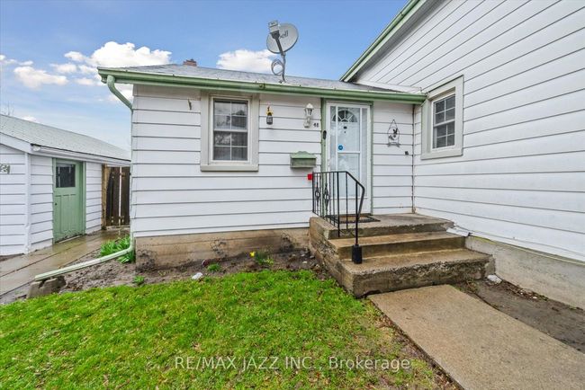 48 Campbellford Rd, House other with 3 bedrooms, 2 bathrooms and 8 parking in Stirling ON | Image 39