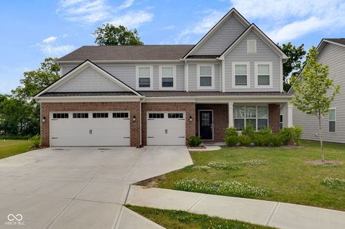 19490 Honeylocust Gln, Noblesville, IN, 46062-7508 | Card Image