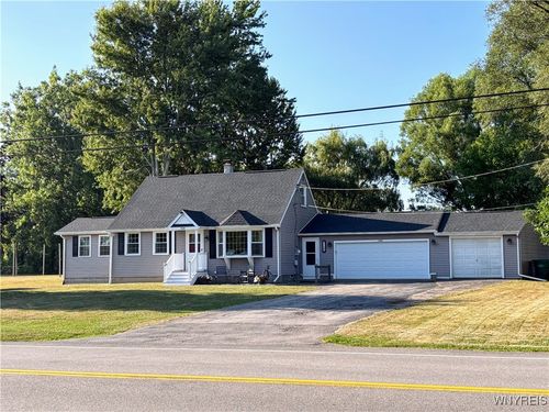 7389 Akron Rd, Lockport, NY, 14094-9308 | Card Image