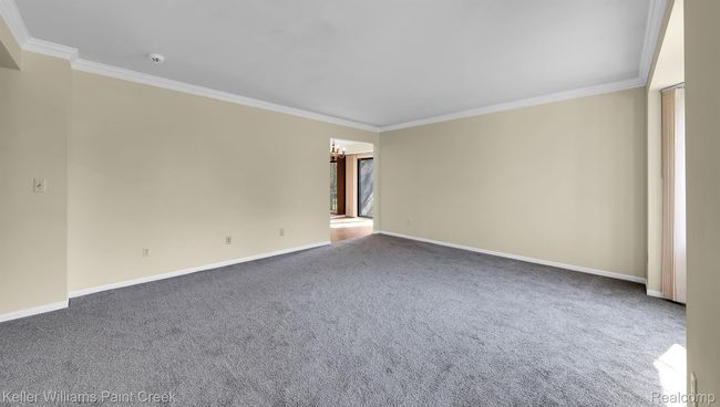 269 Meadow Bridge Dr, Condo with 2 bedrooms, 2 bathrooms and null parking in Rochester Hills MI | Image 11