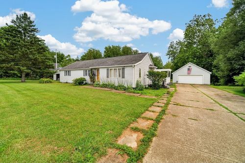 8543 Skinner Road, McKean, PA, 16426 | Card Image