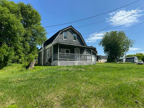 18 Railroad Avenue, Milo, ME, 04463 | Card Image