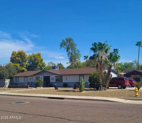 3401 E Paradise Ln, Phoenix, AZ, 85032-3120 | Card Image