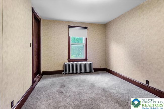 170 S Whitfield St, Home with 3 bedrooms, 2 bathrooms and 4 parking in Nazareth PA | Image 8