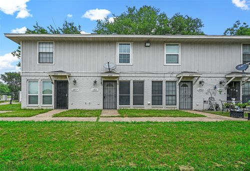 4921 Miller Ave, Fort Worth, TX, 76119-5011 | Card Image