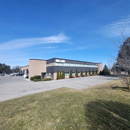 1a-226 Edward St, Aurora, ON, L4G3S8 | Card Image