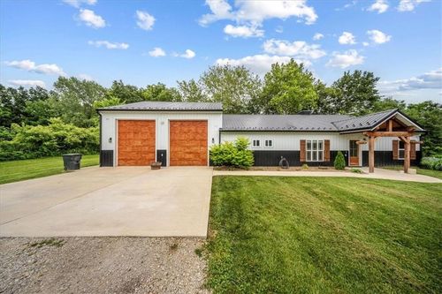 6401 Se Hamilton Rd, Holt, MO, 64048-9753 | Card Image