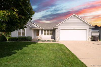 1637 Rozeveld Drive, Home with 3 bedrooms, 2 bathrooms and null parking in Georgetown Twp MI | Image 1