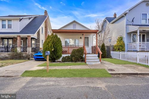 1611 Adams St, Cinnaminson, NJ, 08077-2601 | Card Image