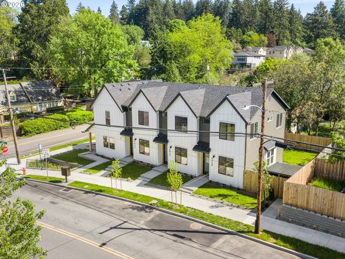 4538 Sw Garden Home Rd, Portland, OR, 97219-3447 | Card Image