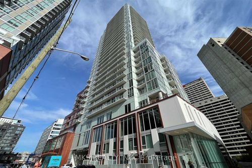 {{alt}} | Card Image