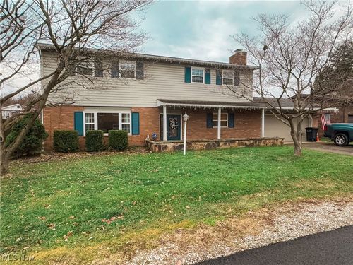 224 Greenwood Dr, Williamstown, WV, 26187-8278 | Card Image