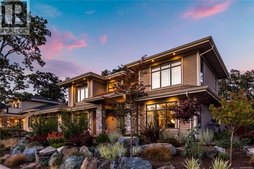 4105 Alberg Lane, Saanich, BC, V8N1Z7 | Card Image