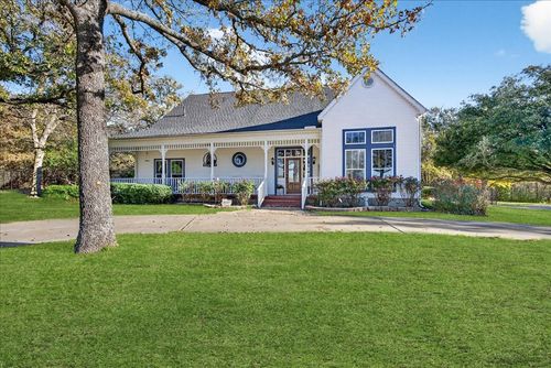 8355 Village Glen Lane, Scurry, TX, 75158 | Card Image