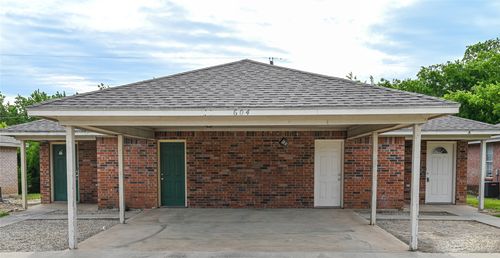 a-604 N Sewell Dr, Decatur, TX, 76234-1079 | Card Image