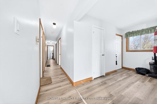 100 W 3rd St, Hamilton, ON, L9C3K5 | Card Image