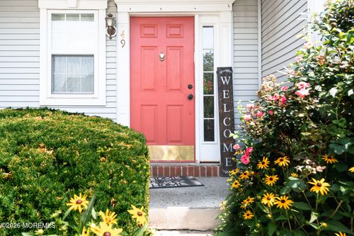 58-49 Bristel Rd, Holmdel, NJ, 07733-2721 | Card Image