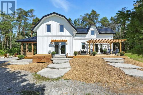 2011 Cty Road 121 Road, Kawartha Lakes (Somerville), ON, K0M1N0 | Card Image