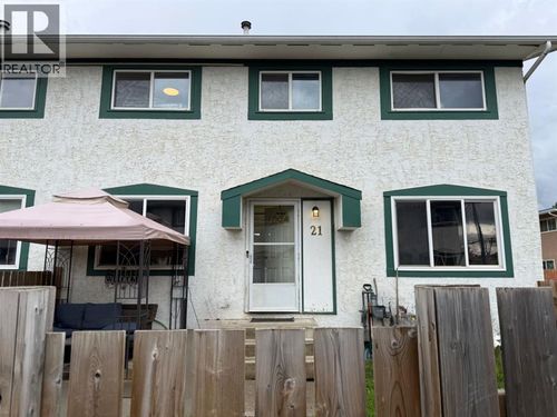 3-110 Tamarack Ave, Hinton, AB, T7V1C5 | Card Image