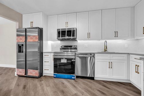 apt-204-5851 Camino Del Sol, Boca Raton, FL, 33433-6514 | Card Image