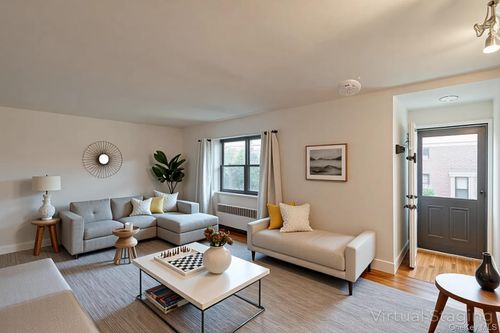 94b1-74-81 220th St, Oakland Gardens, NY, 11364-3015 | Card Image