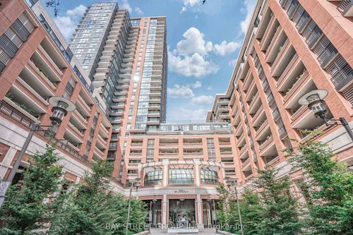331-830 Lawrence Ave W, North York, ON, M6A0B6 | Card Image