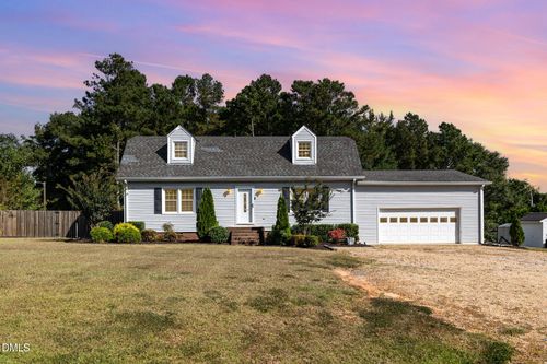 414 Aquilla Rd, Benson, NC, 27504-9631 | Card Image
