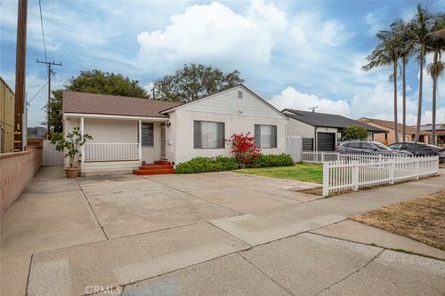 5533 W 120th St, Inglewood, CA, 90304-1011 | Card Image