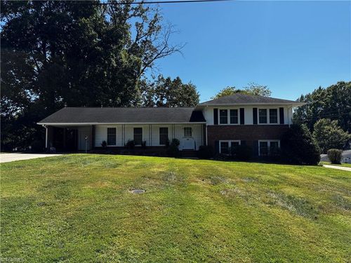 280 Brittany Rd, Rural Hall, NC, 27045-9368 | Card Image