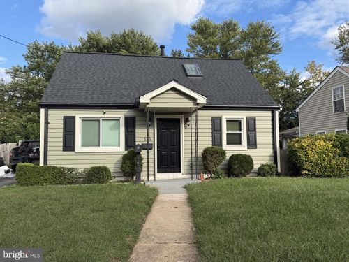 173 Martin Dr, MANASSAS PARK, VA, 20111-1816 | Card Image
