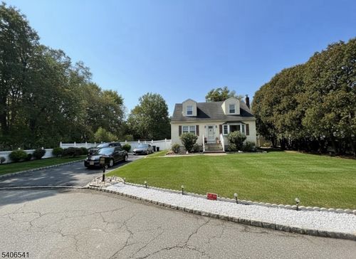 63 Grant Ave, East Hanover, NJ, 07936-2955 | Card Image