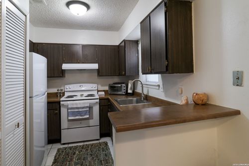 708-923 Vance Jackson Rd, San Antonio, TX, 78201-2737 | Card Image