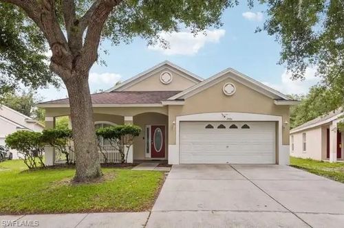 7926 Terrace Ridge Dr, Temple Terrace, FL, 33637 | Card Image