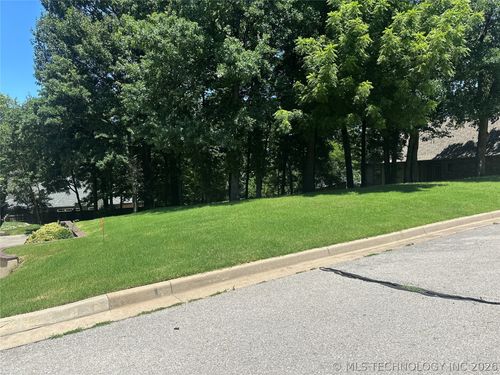 6623 E 114th Street S, Bixby, OK, 74008 | Card Image