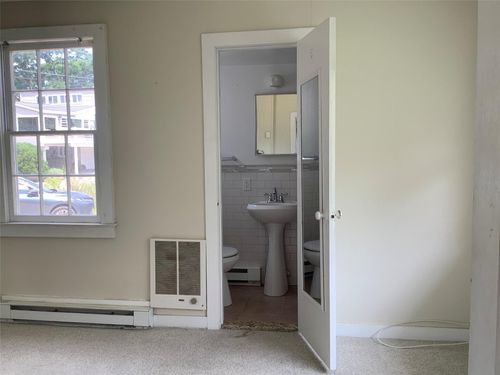 1 Driftwood Ln, Saint James, NY, 11780-4001 | Card Image