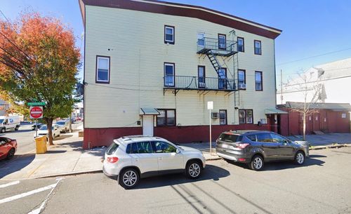 10 Fleming Ave, Newark, NJ, 07105-3608 | Card Image