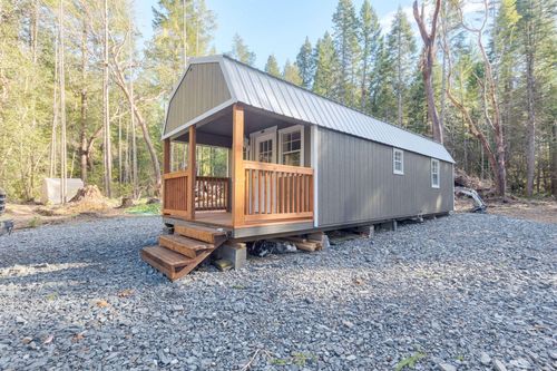 101 Three Mill Road, Selma, OR, 97538 | Card Image